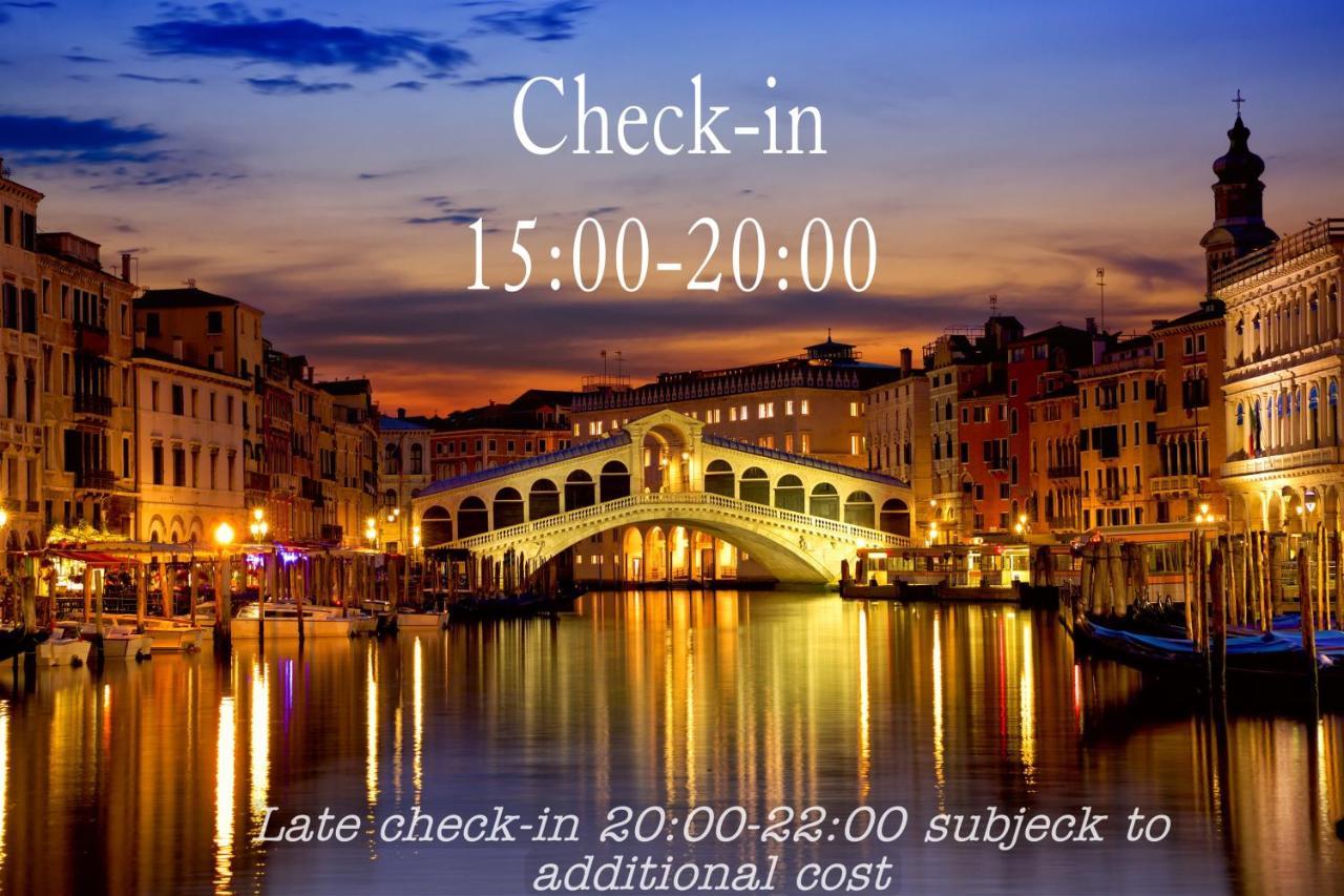 Venetian Mood Appartamento Bianco Exterior photo
